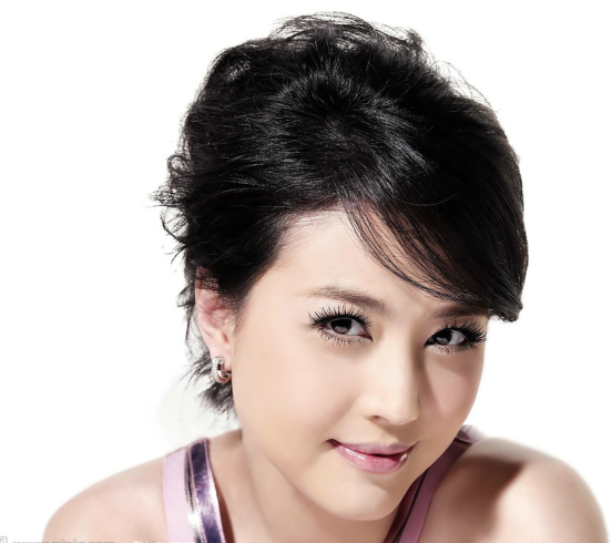 周海媚小姐簽約歐美石代陶瓷任形象代言人