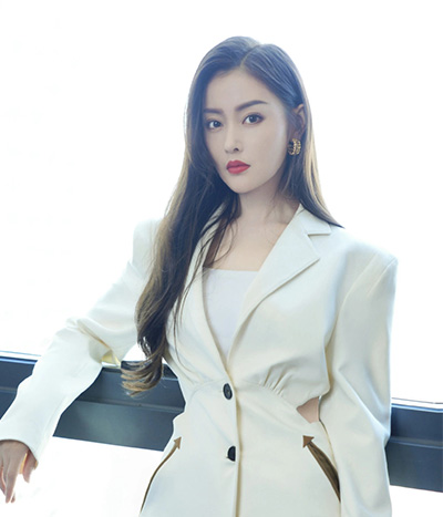 張?zhí)鞇? width=